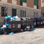 Rifiuti, emergenza in strada a Roma e progetto di discarica a Pian dell’Olmo